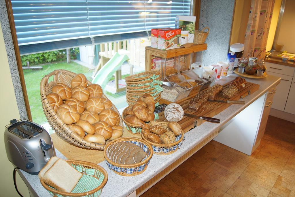 Appart-Pension Seehang Velden am Wörthersee Екстериор снимка