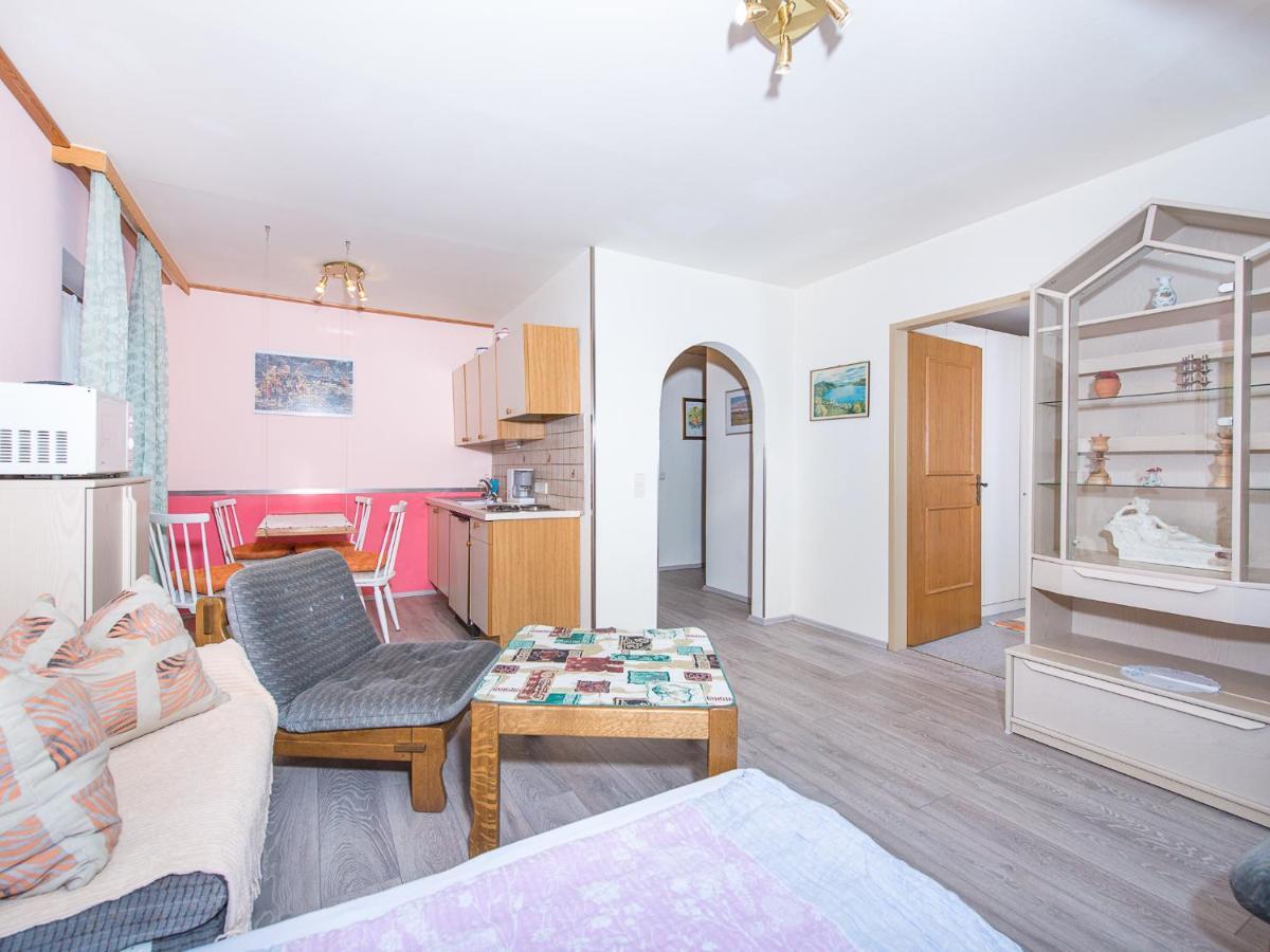 Appart-Pension Seehang Velden am Wörthersee Стая снимка